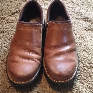 EUC Ariat slip on shoes